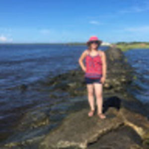 Meet your Posher, Latifa